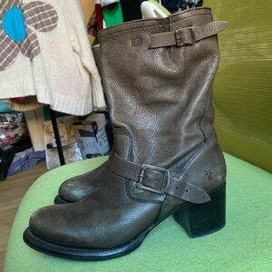 Frye Vera Short Distressed Brown/Grey Heeled Moto Boots Size 11(?)